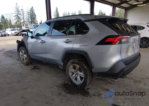 2021 Toyota Rav4 Xle/Xle Premium из США, поврежденный, VIN 2T3P1RFV1MWR17911